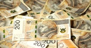 banknotes-4122079.jpg