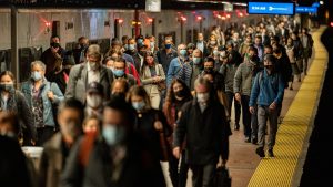 106977463-1637253603480-gettyimages-1236642337-METRO-NORTH_COMMUTE.jpeg