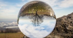 glass-sphere-1547291.jpg