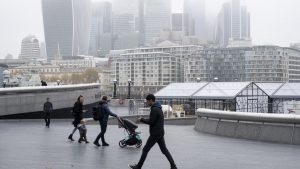 108063216-1731601889272-gettyimages-2183863696-20241106_city_skyline_mist_002.jpeg
