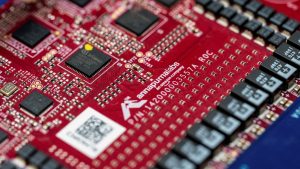 108026037-17247737142024-07-25t152338z_164475366_rc2fy8aksh9r_rtrmadp_0_amazon-chips-lab.jpeg